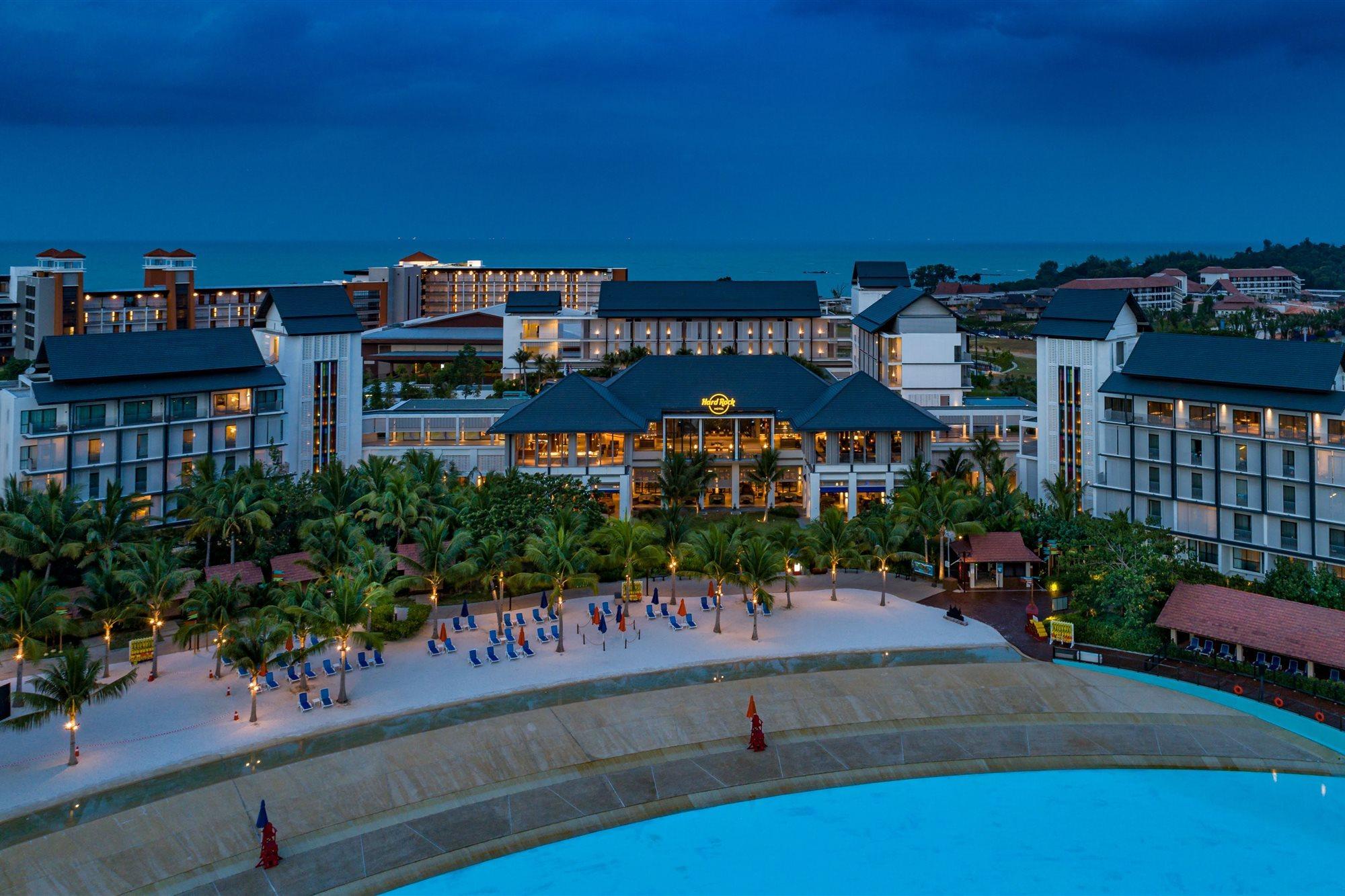 Hard Rock Hotel Desaru Coast Exterior foto The Village